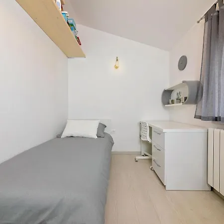Vila Cozy Villa In Vizinada With Private Garden *