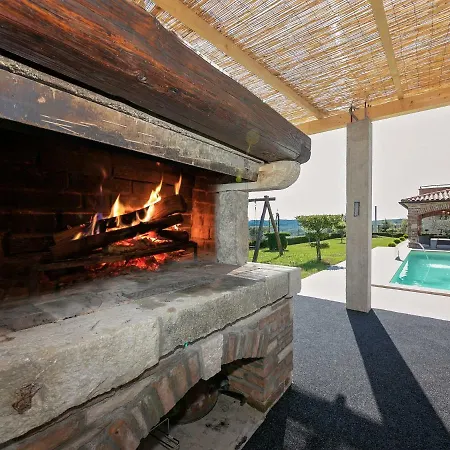 Cozy Villa In Vizinada With Private Garden Vila *