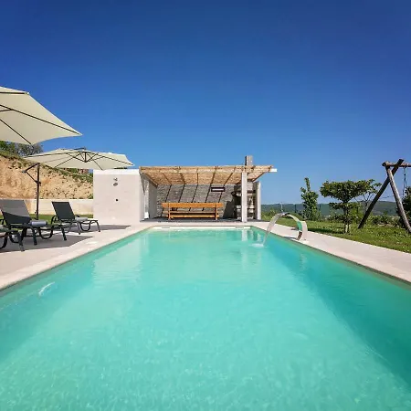 Cozy Villa In Vizinada With Private Garden Villa
